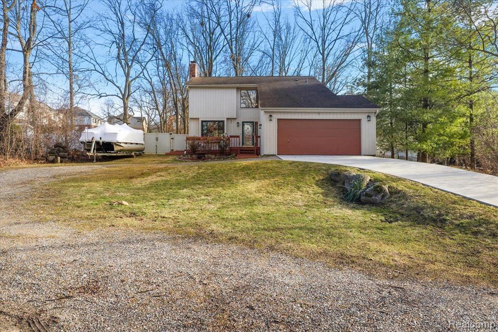 5621 SALLY Road, Clarkston, MI 48348 — Photo 46