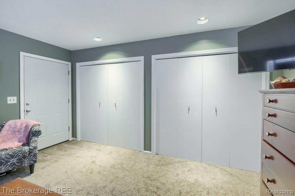 7310 Brewer Road, Flint, MI 48507 — Photo 35