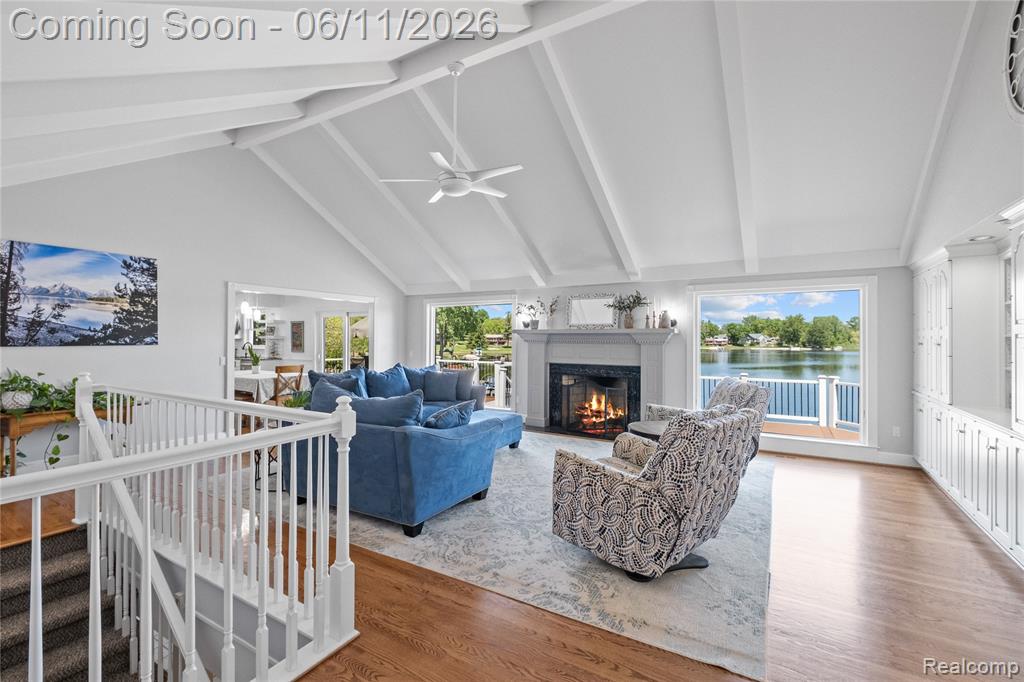 1154 Lake Valley Drive, Fenton, MI 48430 — Photo 32