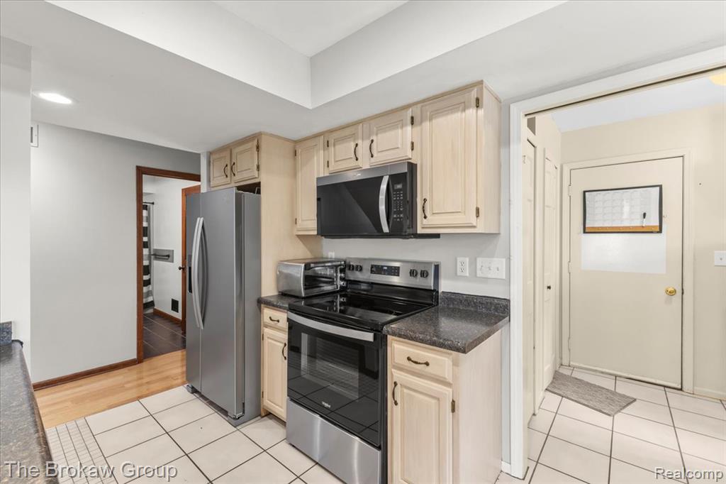 9331 Varodell Drive, Davison, MI 48423 — Photo 29