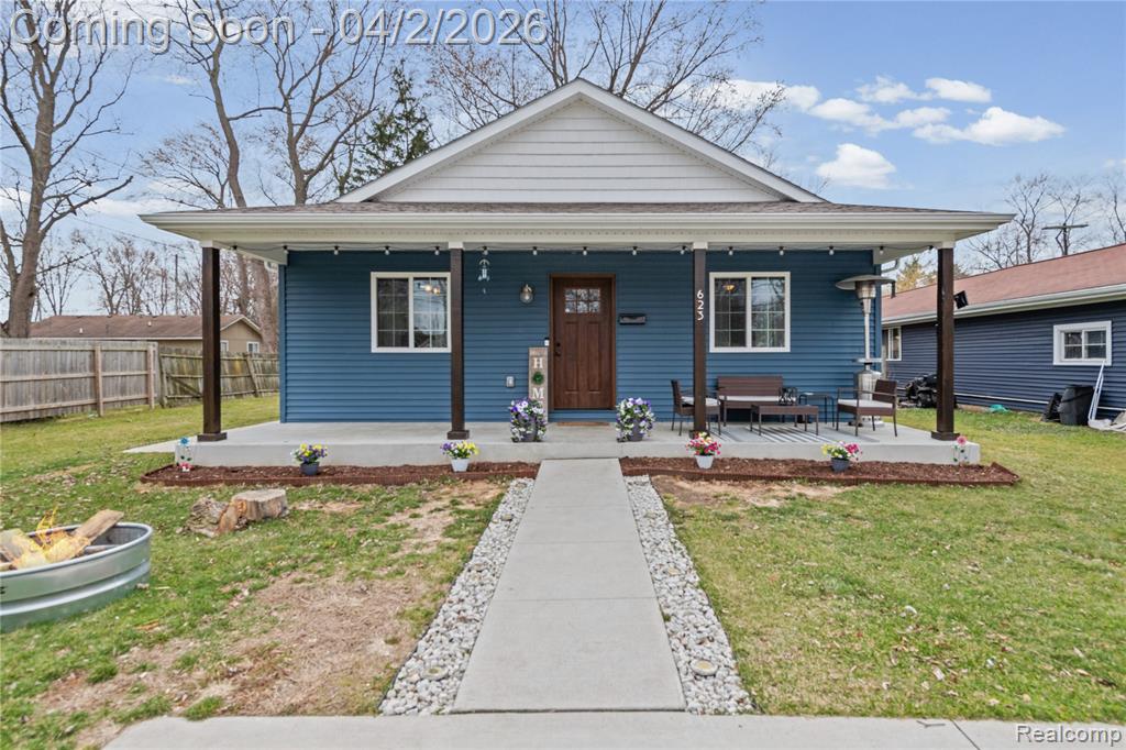 817 Woodridge Hills Drive, Brighton, MI, 48116