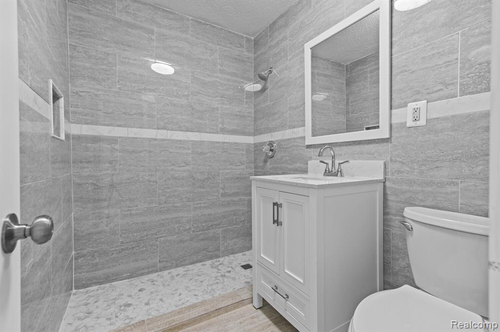 705 E Grand Boulevard, Ypsilanti, MI 48198 — Photo 8