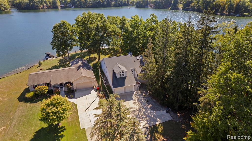 283 Westshore Dr, Jerome, MI 49249 — Photo 2