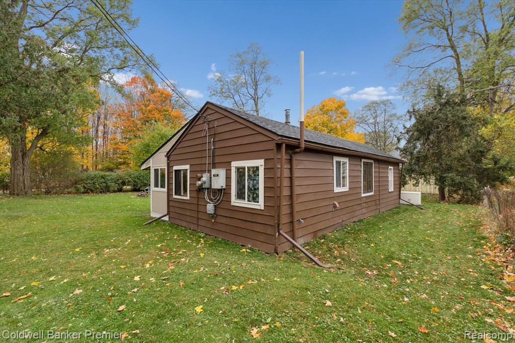 2988 Farmers Creek Road, Metamora, MI 48455 — Photo 35