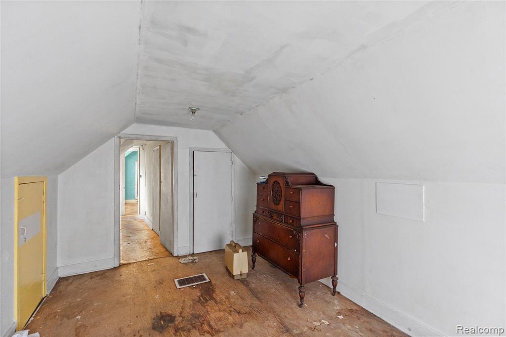5049 Pennsylvania Street, Detroit, MI 48213 — Photo 18