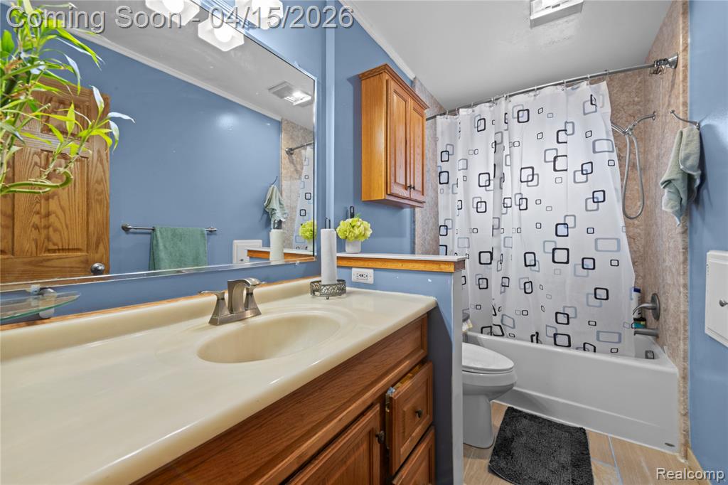12876 Martin Road, Warren, MI 48088 — Photo 15
