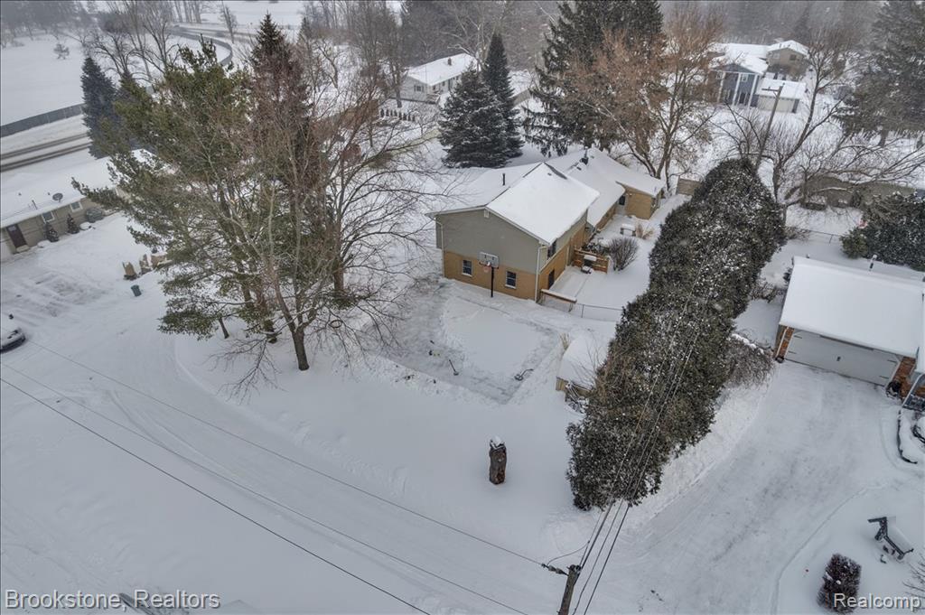 4785 Sylvanview Drive, Clarkston, MI 48348 — Photo 29