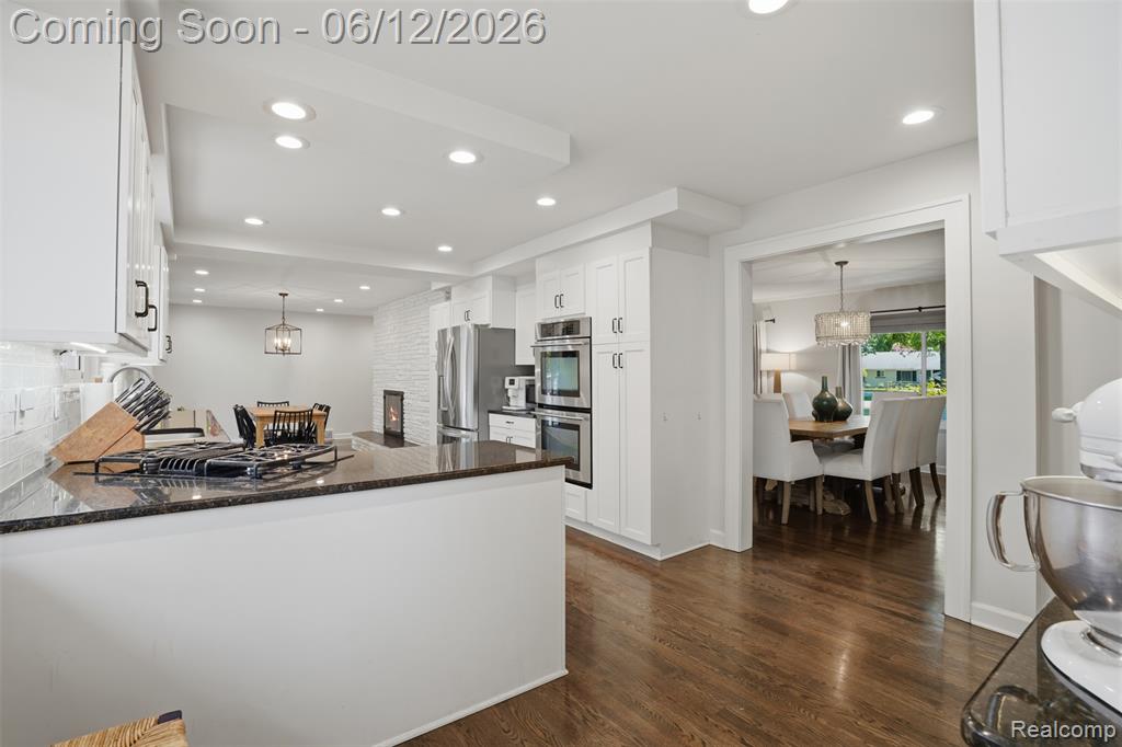 6998 Meadowlake Road, Bloomfield Hills, MI 48301 — Photo 13