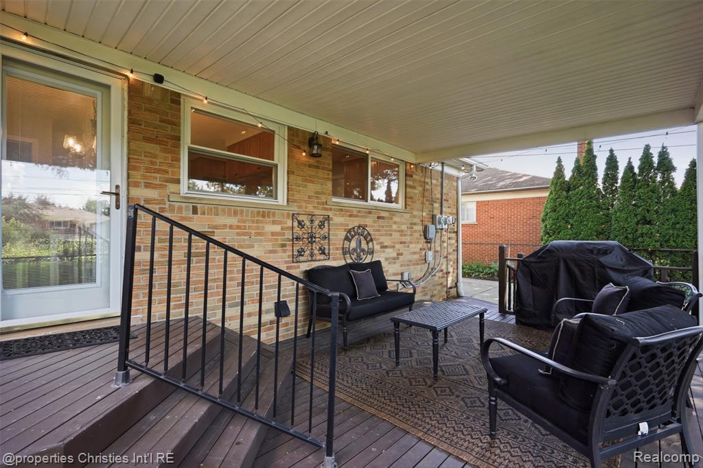 9001 Perrin Street, Livonia, MI 48150 — Photo 20