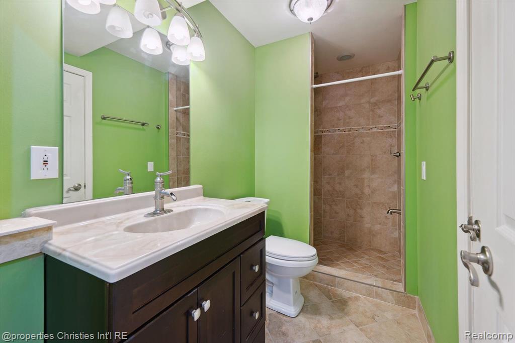 45055 WALNUT RIDGE, Northville, MI 48168 — Photo 53