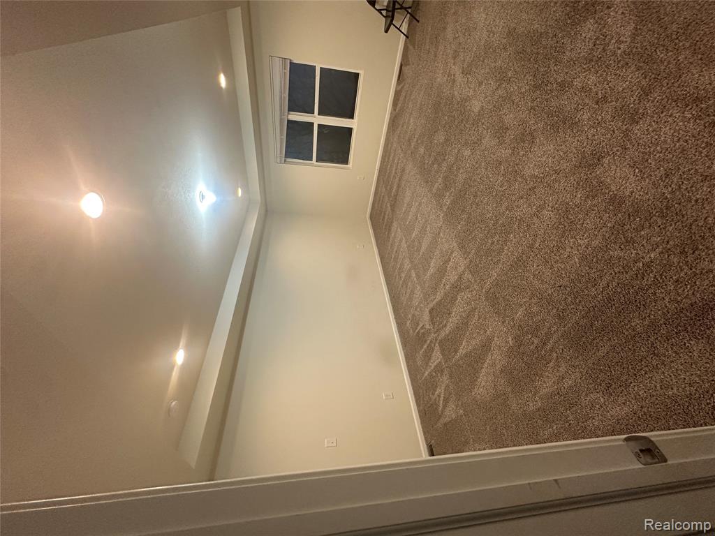 8731 QUINCY Drive, Westland, MI — Photo 14
