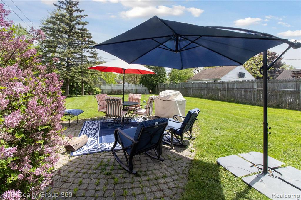 6074 NIGHTINGALE Street, Dearborn Heights, MI 48127 — Photo 32