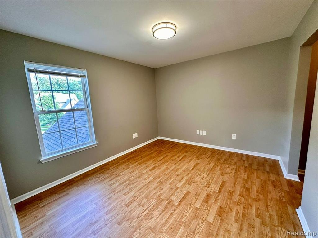 8676 W WALDEN Drive, Van Buren, MI 48111 — Photo 55