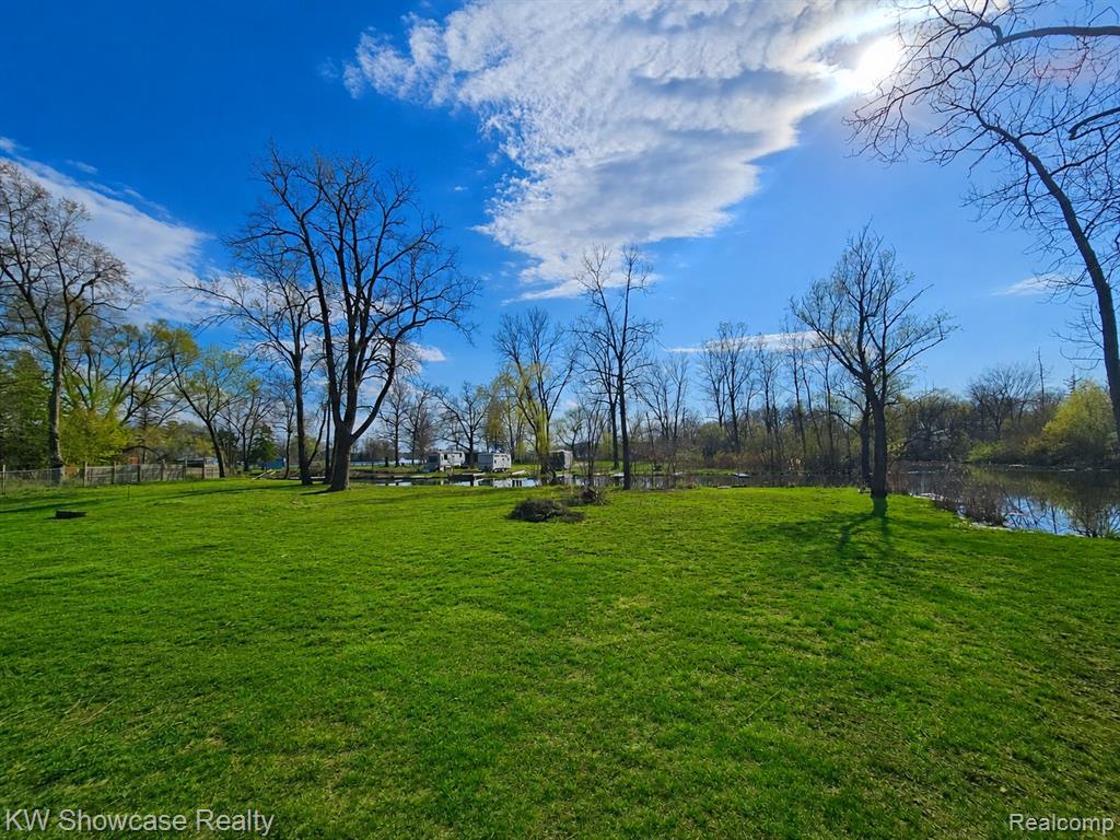 4120 Navarra Court, White Lake, MI 48383 — Photo 10