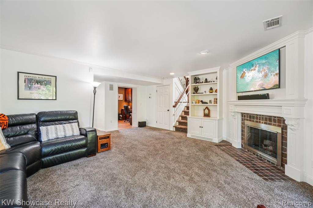474 Beverly Island Drive, Waterford, MI 48328 — Photo 16