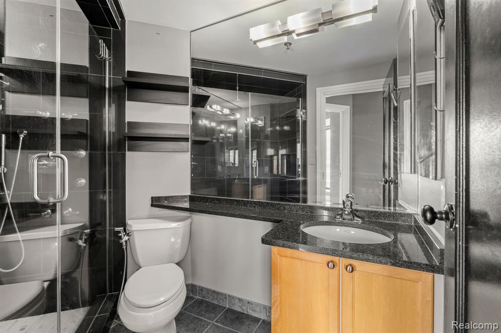 300 Riverfront Drive, 27C, Detroit, MI 48226 — Photo 15
