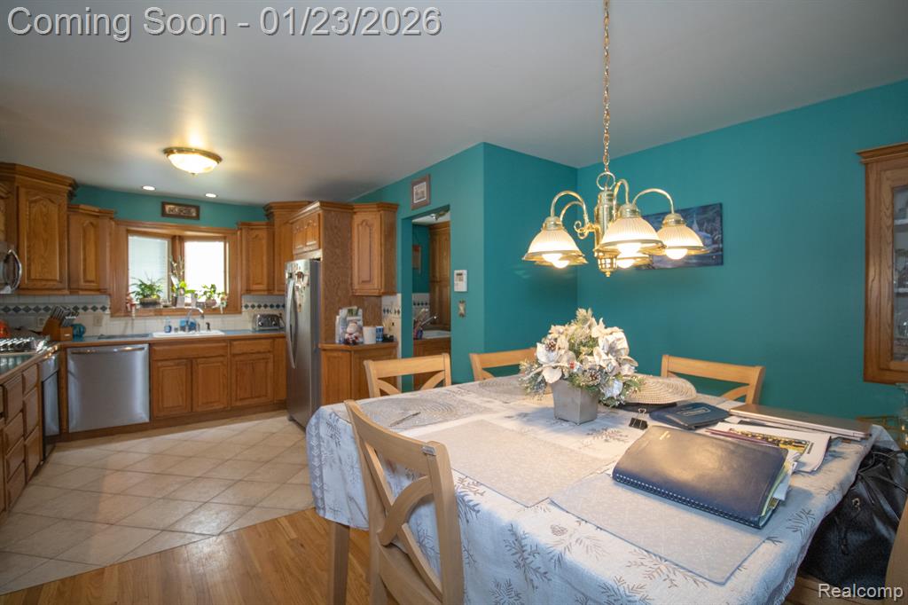 11367 Suffolk Drive, Southgate, MI 48195 — Photo 17