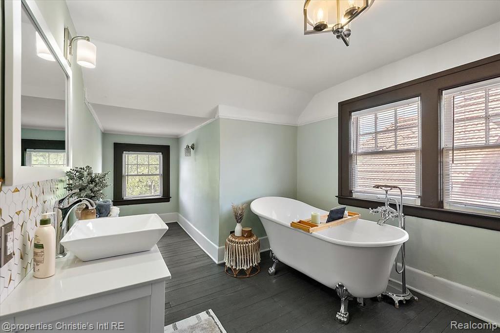 913 Chicago Boulevard, Detroit, MI 48202 — Photo 51