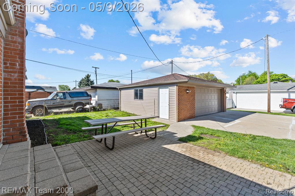6557 Huntleigh Street, Garden City, MI — Photo 38