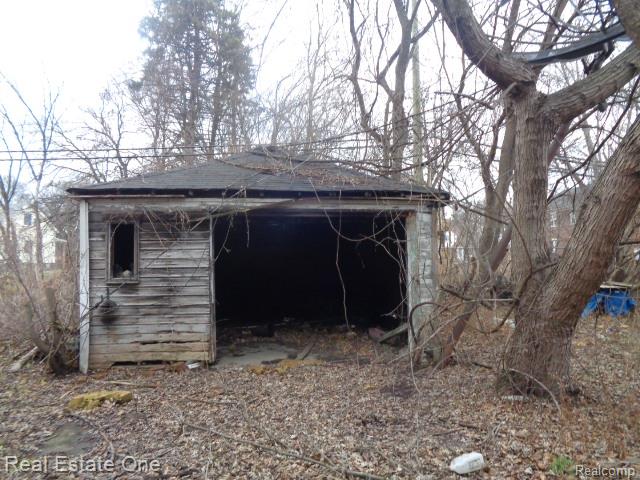 5776 Lakeview Street, Detroit, MI 48213 — Photo 5