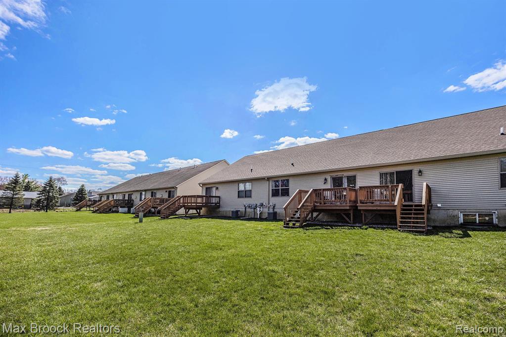 205 JONATHON Drive, Almont, MI 48003 — Photo 25