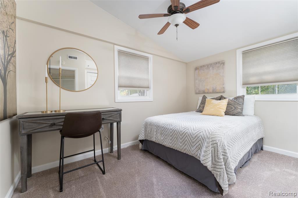 701 MARY Court, Fenton, MI 48430 — Photo 14
