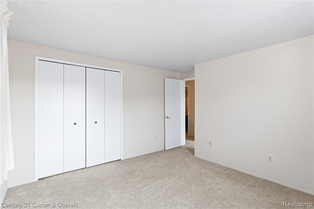 20918 W Glen Haven Circle, Novi, MI 48167 — Photo 29