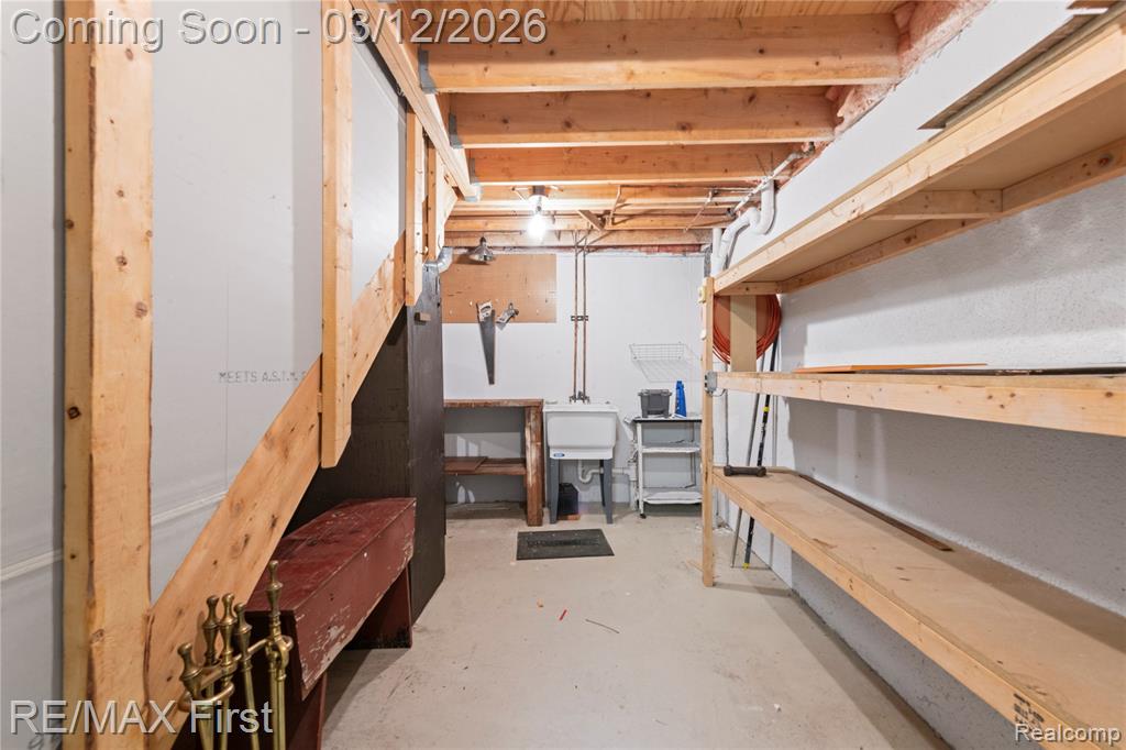 48578 Edgemont Court, Utica, MI 48315 — Photo 28