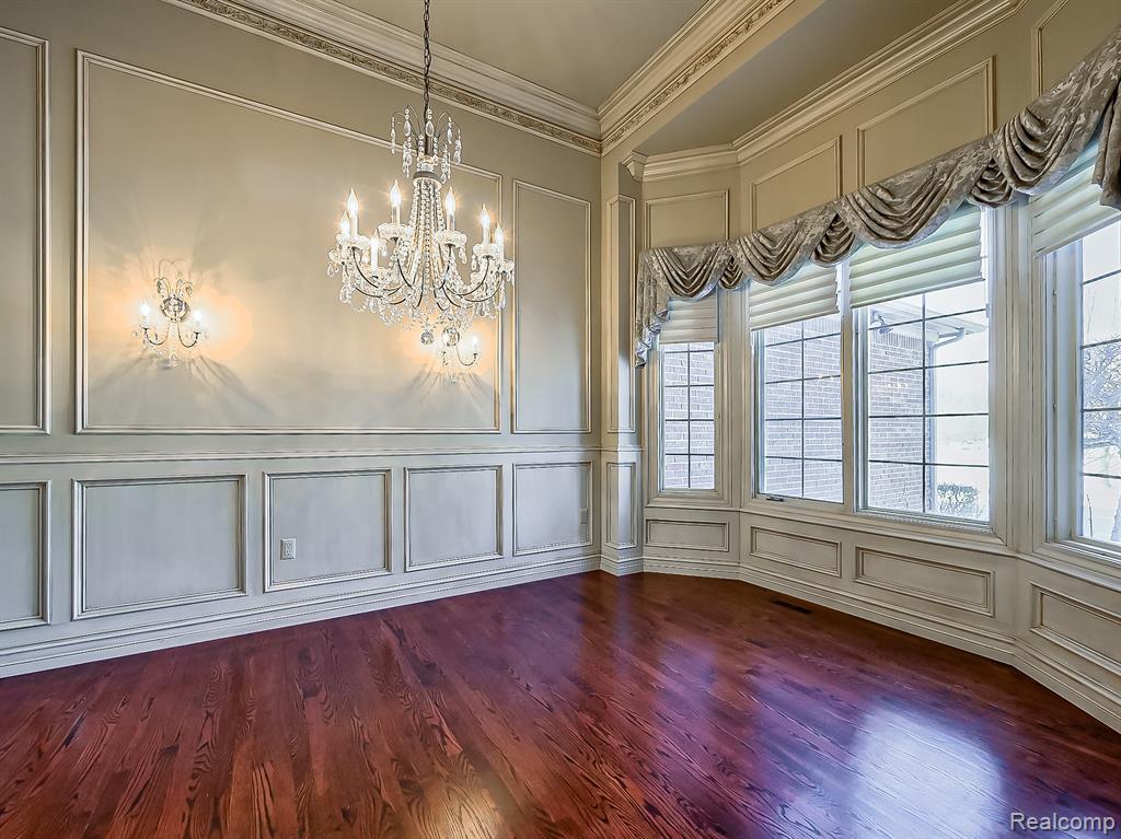 7364 Essex Drive, West Bloomfield, MI — Photo 12