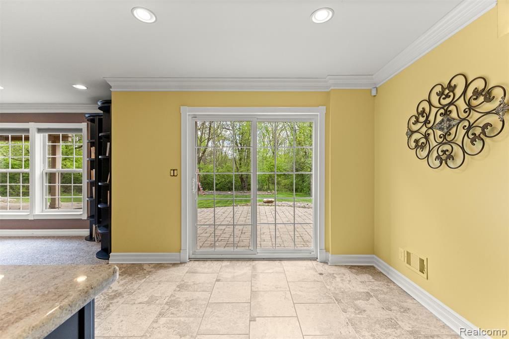 16784 Yellowstone Drive, Northville, MI 48168 — Photo 46