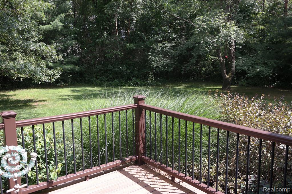 8499 Bishop Road, Brighton, MI 48116 — Photo 11