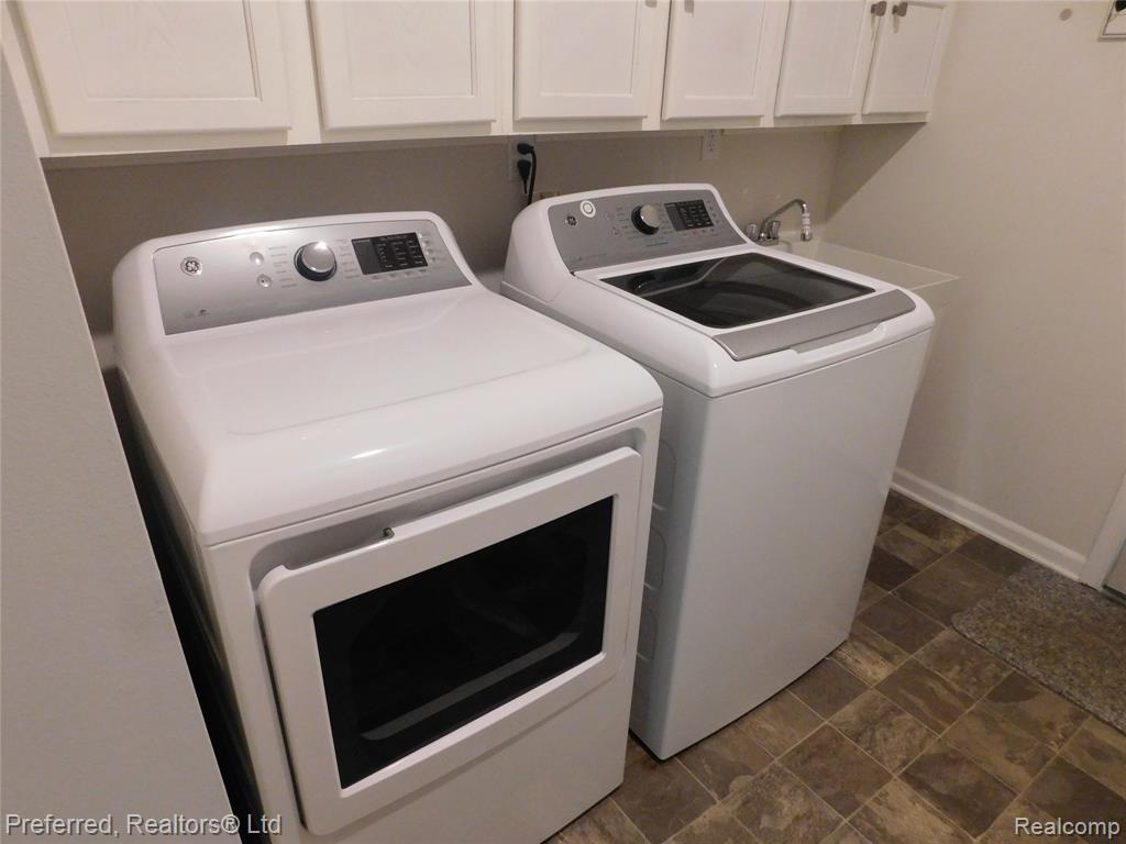 47653 Fowler Creek Drive, Canton, MI 48188 — Photo 11