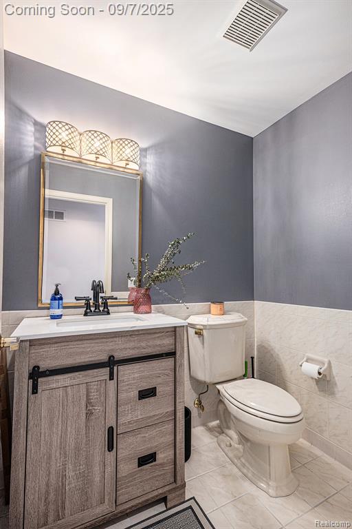43459 Chardonnay Drive, Sterling Heights, MI 48314 — Photo 19