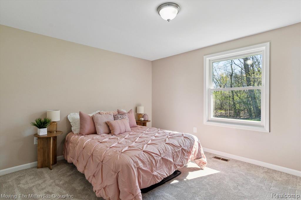 5885 JUSTINE Street, Van Buren, MI 48111 — Photo 27