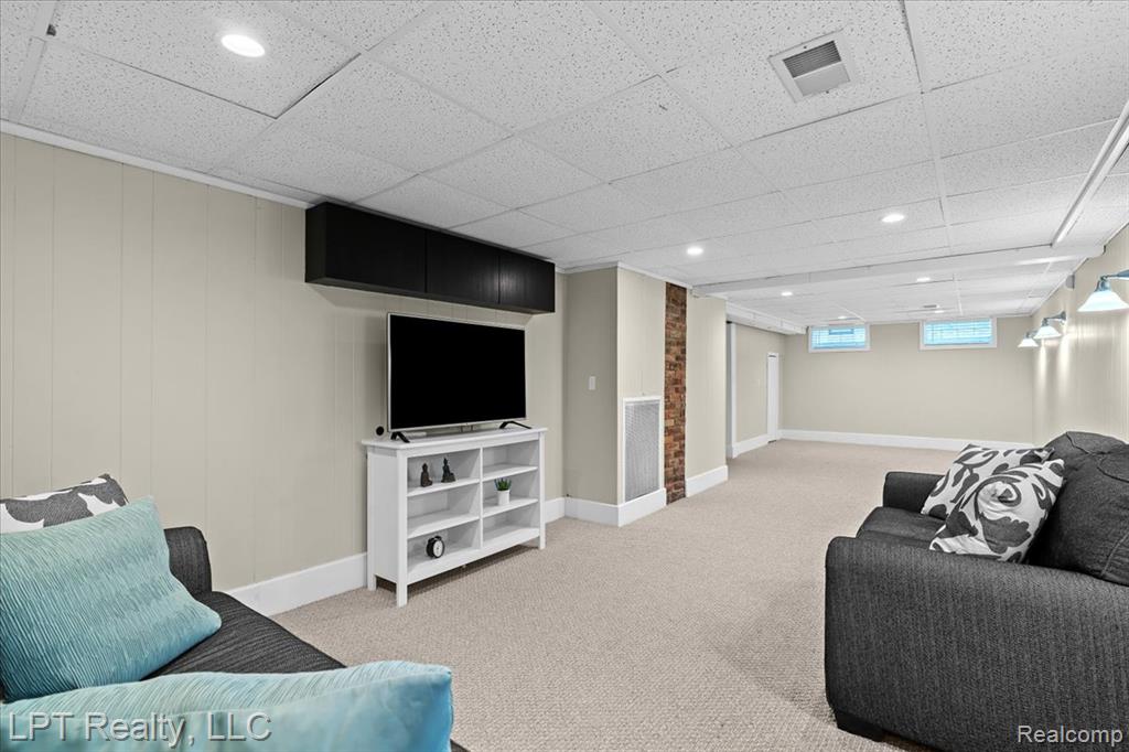 4357 Robinwood Avenue, Royal Oak, MI 48073 — Photo 27