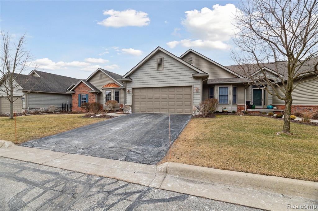 6062 GREEN ASH Drive, 36, Brighton, MI 48116 — Photo 5
