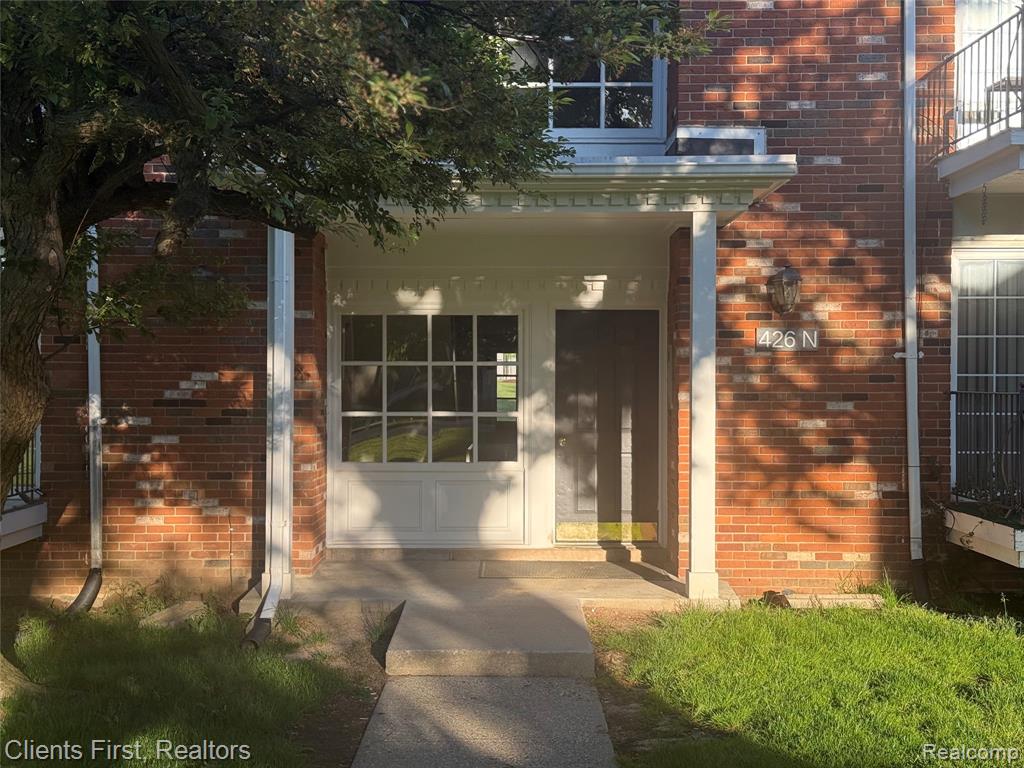426 Fox Hills Drive N, 8, Bloomfield Hills, MI 48304 — Photo 17
