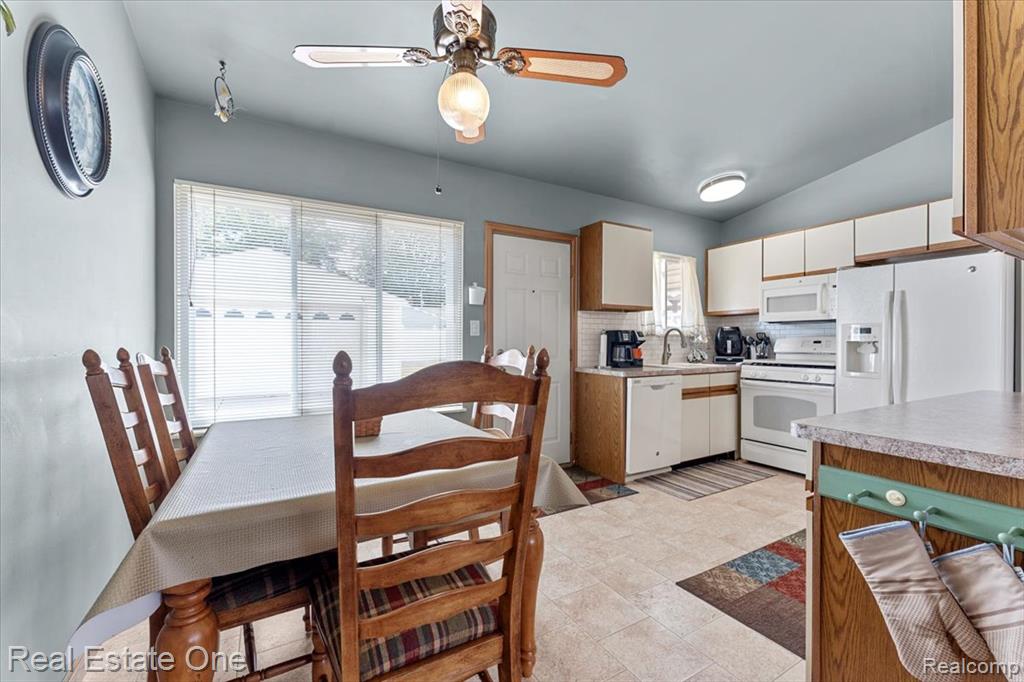 9454 Birch Street, Taylor, MI 48180 — Photo 4