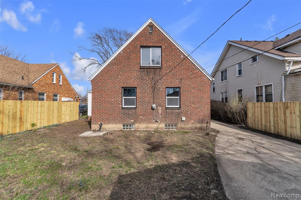 13431 Hartwell Street, Detroit, MI 48227 — Photo 37