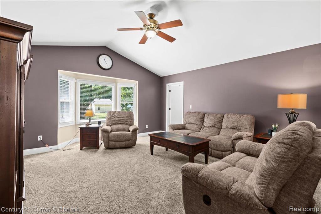 23588 TORREY Street, Armada, MI — Photo 10