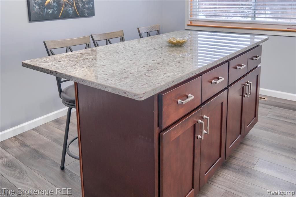 7310 Brewer Road, Flint, MI 48507 — Photo 17