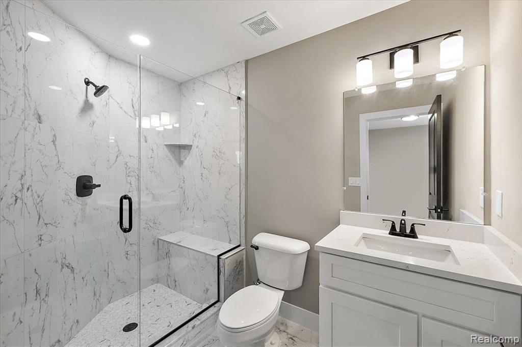 50998 MISTWOOD Drive, Macomb, MI 48042 — Photo 64