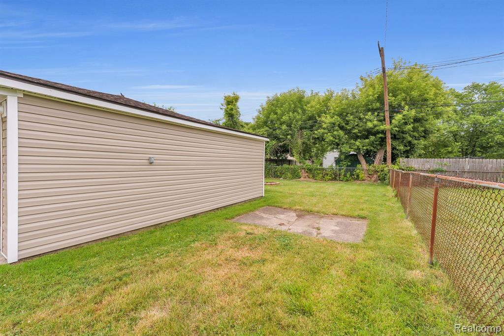 6530 Madison Street, Taylor, MI 48180 — Photo 31