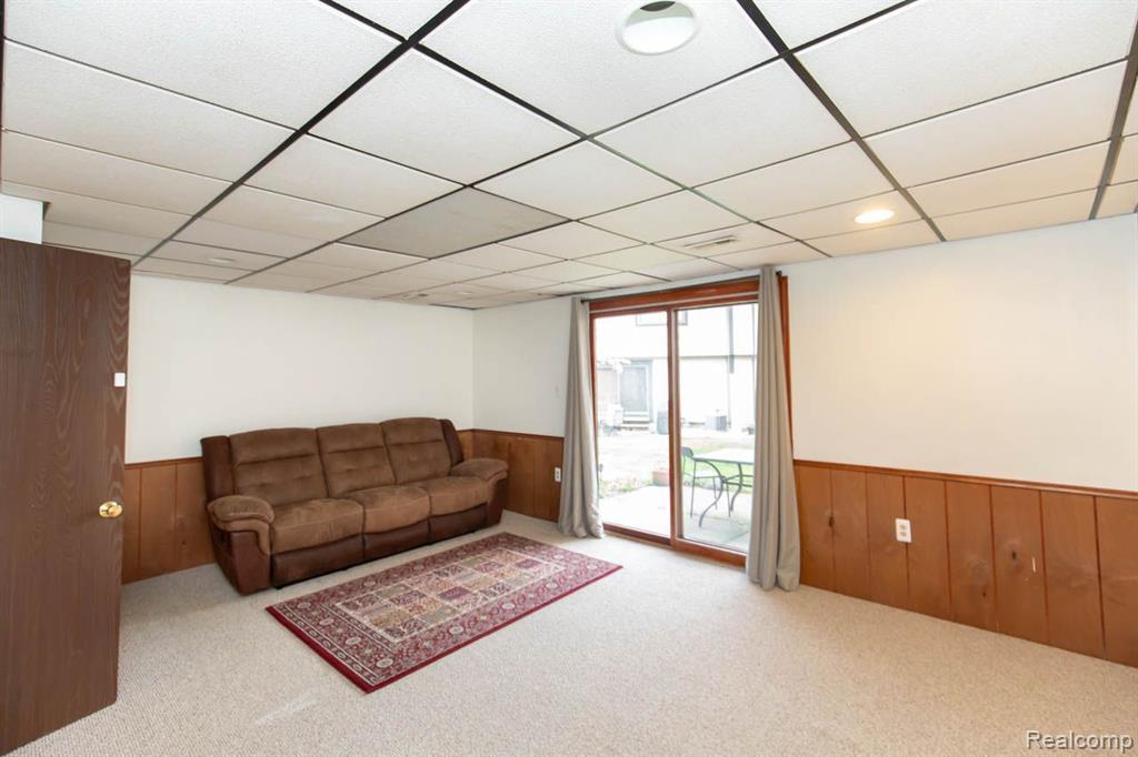1146 CONCORD Court, Northville, MI 48167 — Photo 32