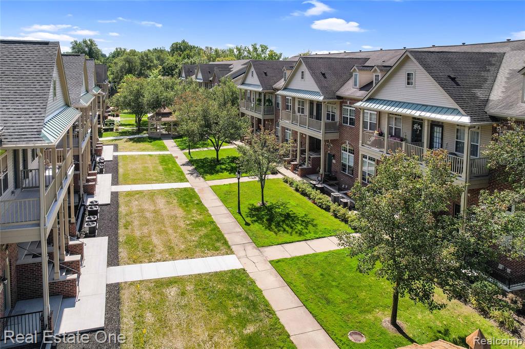 464 Old Pine Way, Walled Lake, MI 48390 — Photo 39