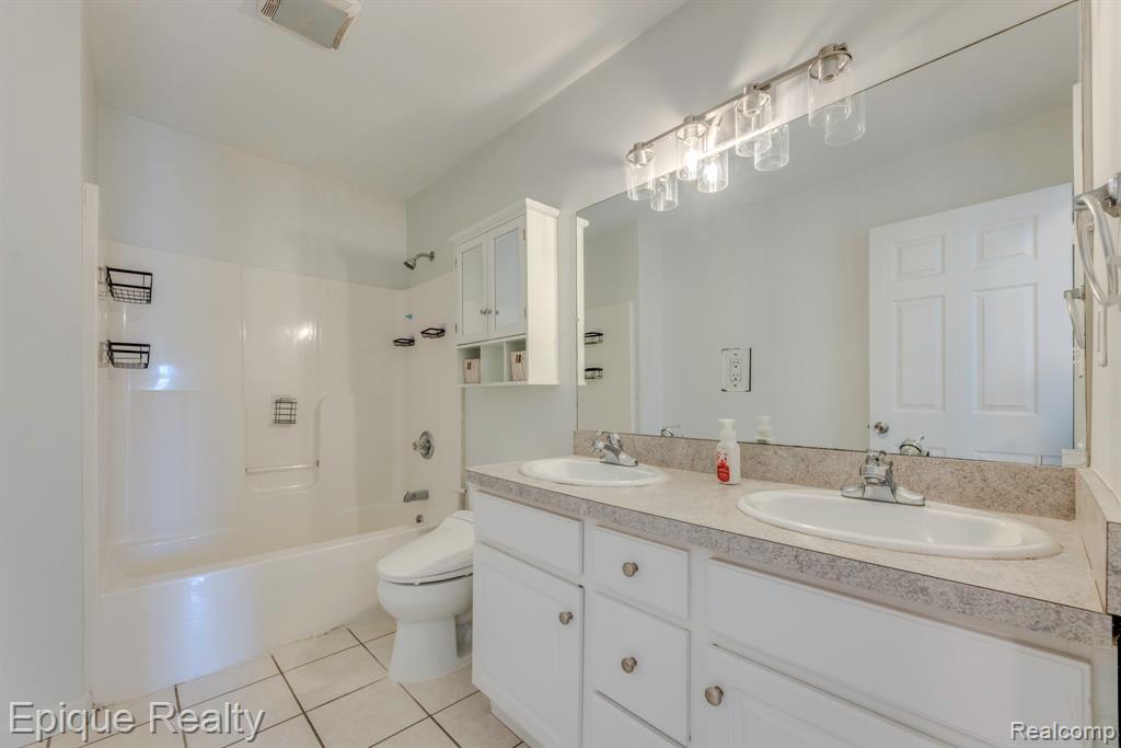 7520 Sunset Boulevard, Lexington, MI 48450 — Photo 13