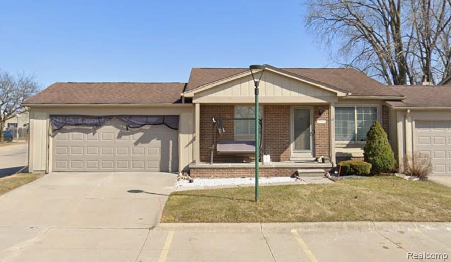 24242 Old Kent Road N, Warren, MI 48091