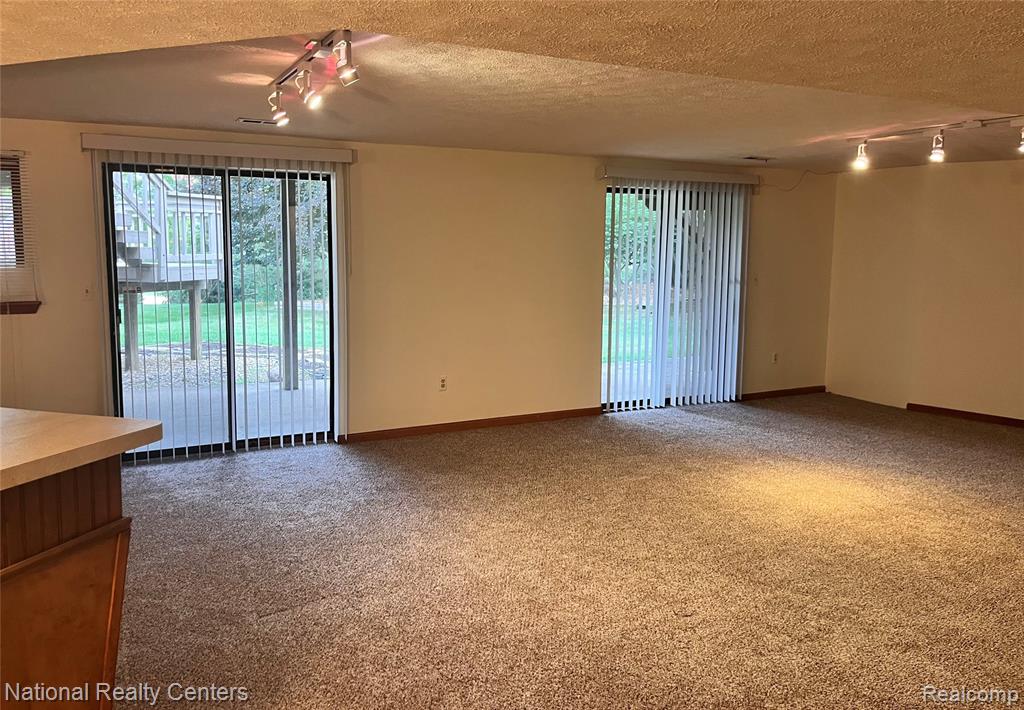 17610 Farmcrest Lane, Northville, MI 48168 — Photo 34
