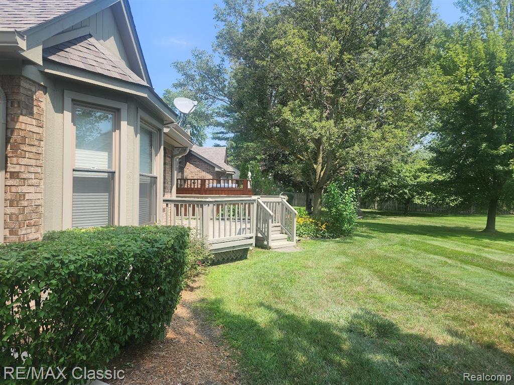 4480 Bayberry Court, Warren, MI 48092 — Photo 37