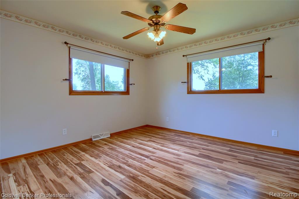 11770 Sunset Lane, Belleville, MI 48111 — Photo 25